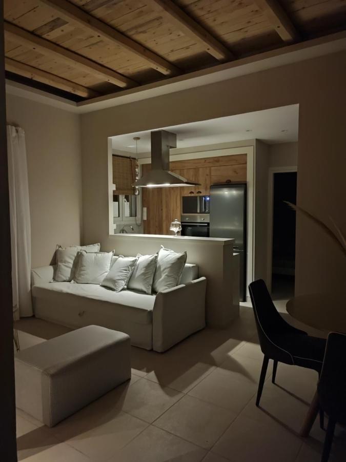 Gratelia Apartment Damnoni Exteriör bild